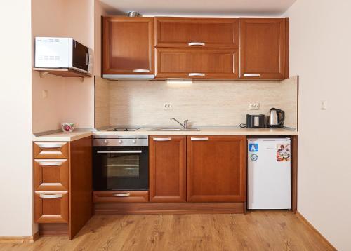Alexandrovi Apartments In Gardenia Palace