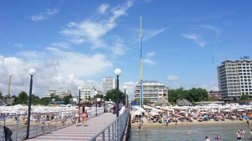 Miramar Front Beach Self Catering Apartments