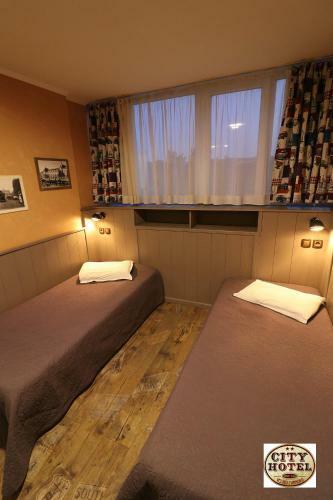 City Hotel