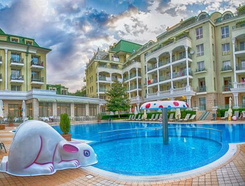 Gold Corp Apartments