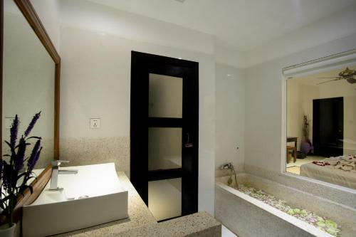 Saline Angkor Villa