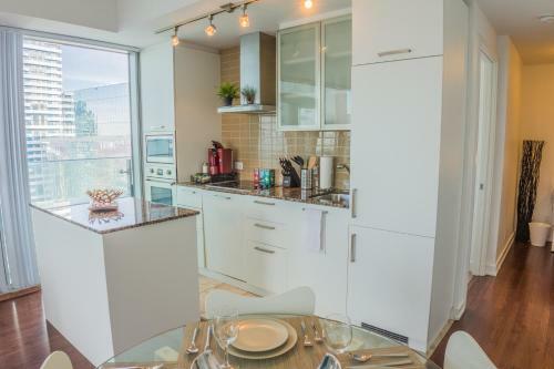 Apartamento Aoc Suites - High-rise Condo - Cn Tower View