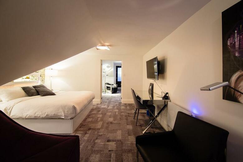 C3- Hotel Art De Vivre