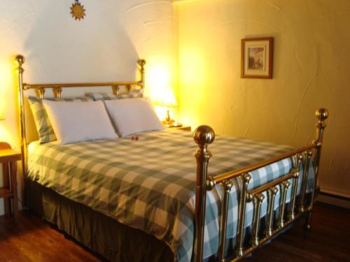 Ancestral Knowlton B&B