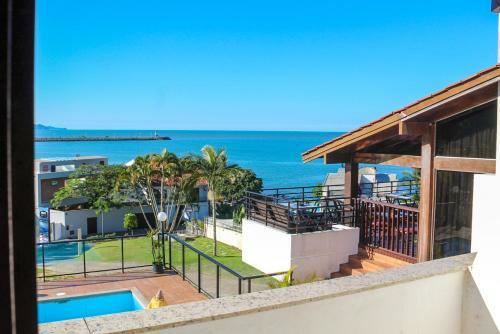 Hostal Pousada Cabe�udas