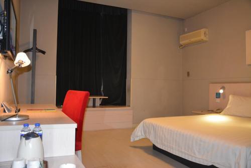 Hotel Jinjiang Inn Tiayuan Wuyi Square