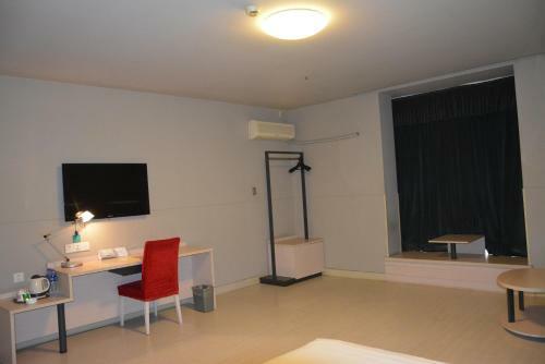 Hotel Jinjiang Inn Tiayuan Wuyi Square