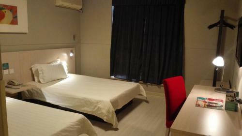 Hotel Jinjiang Inn Tiayuan Wuyi Square