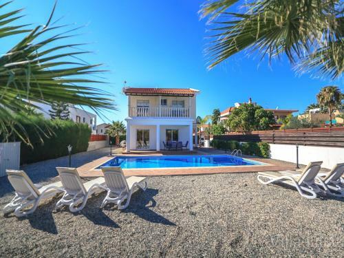 Villa Natalia Coral Bay
