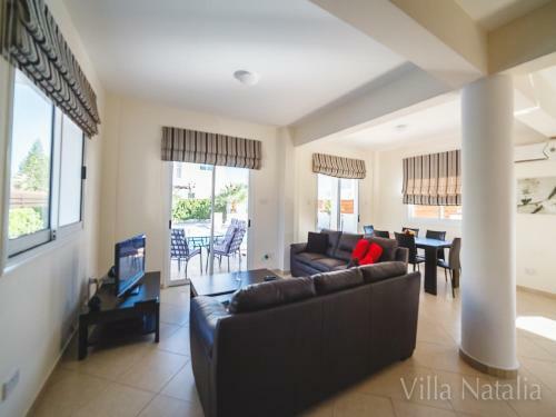 Villa Natalia Coral Bay