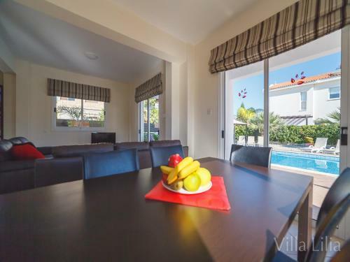 Villa Natalia Coral Bay