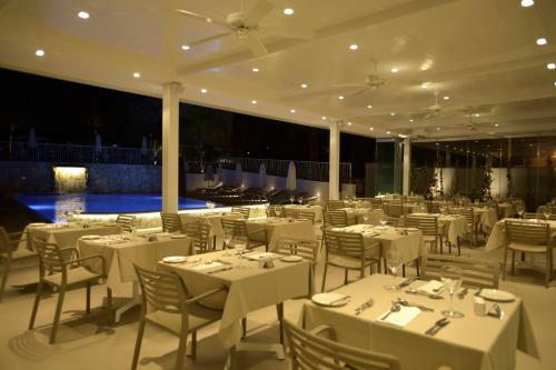 Sunrise Gardens Aparthotel