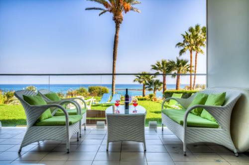 Apartamento Beachfront Trident