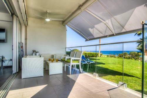 Apartamento Beachfront Trident