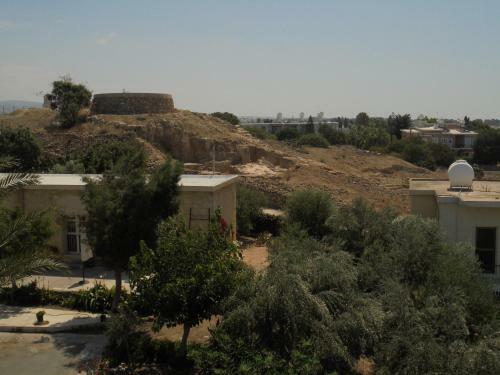 Niki Court Holiday Apartments