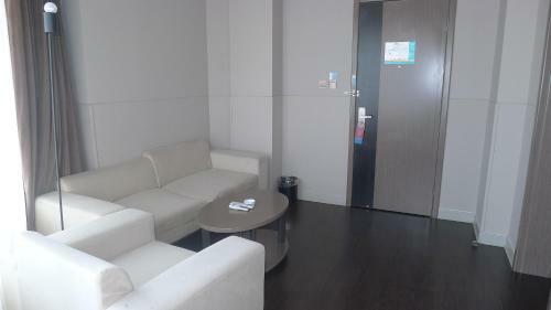 Hotel Jinjiang Inn Select Zhenjiang Middle Yangzi Road