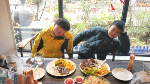 Hotel Yinyuanju Courtyard Inn