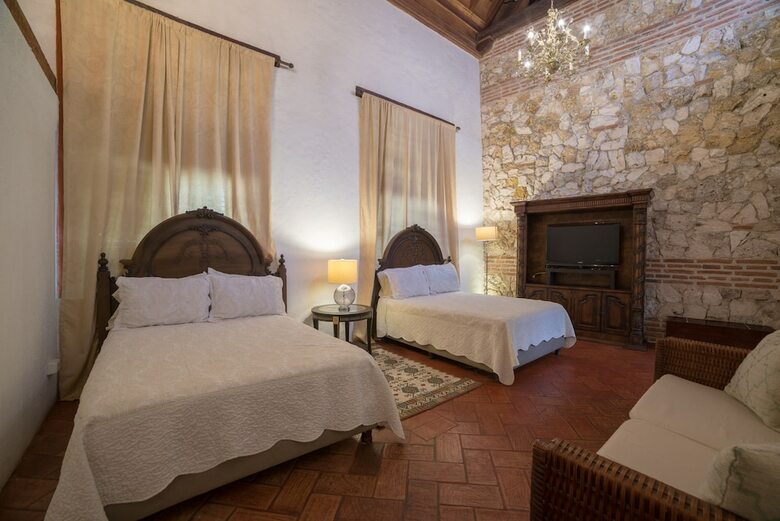 Hotel Casa De Los Reyes By Hmc