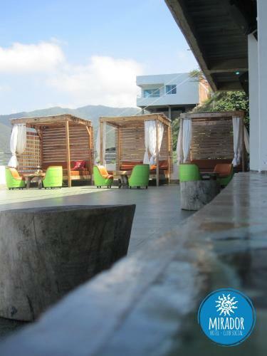 El Mirador Hostel Club Social