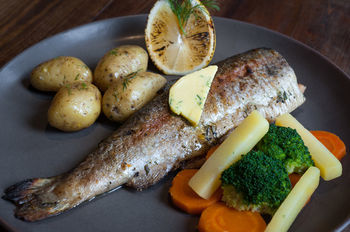Woodenbridge Hotel & Lodge
