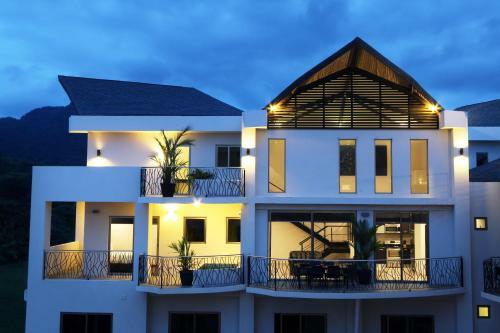 Hotel Sky Penthouses At Oceano