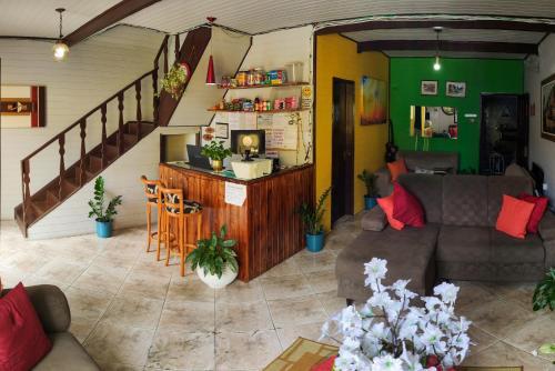 Hostal Pousada Alojaki Hostel