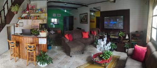 Hostal Pousada Alojaki Hostel