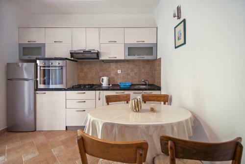 Apartments Petr?ane Welcome