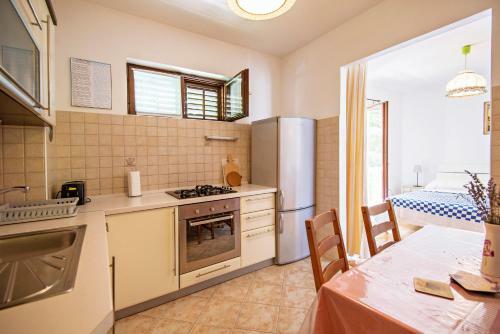 Apartments Petr?ane Welcome