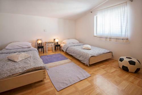 Apartments Petr?ane Welcome