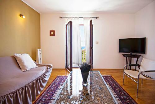 Apartments Petr?ane Welcome