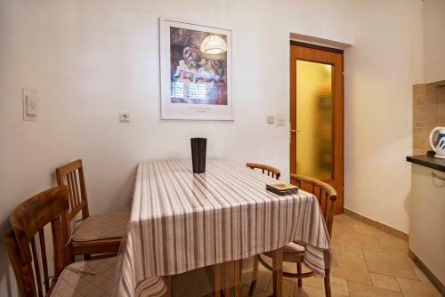 Apartments Petr?ane Welcome