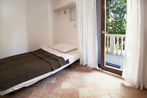 Apartments Petr?ane Welcome