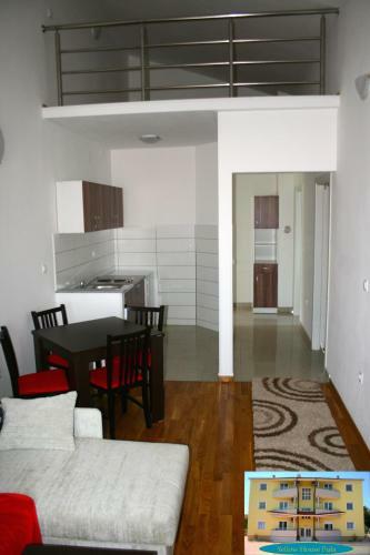 Apartamentos Yellow House Pula