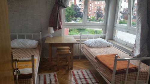 Ravnice Youth Hostel