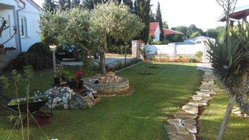 Apartman Zelena Oaza Sisan