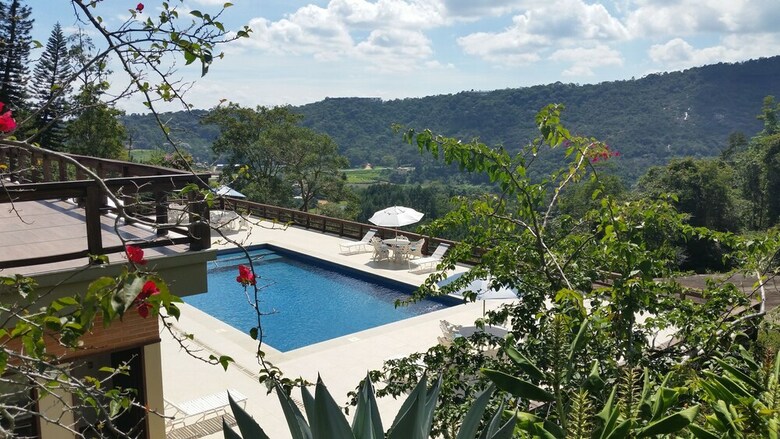 Hostal Pousada Pedra Azul