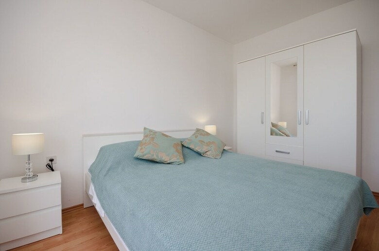 Hostal Rooms Marica