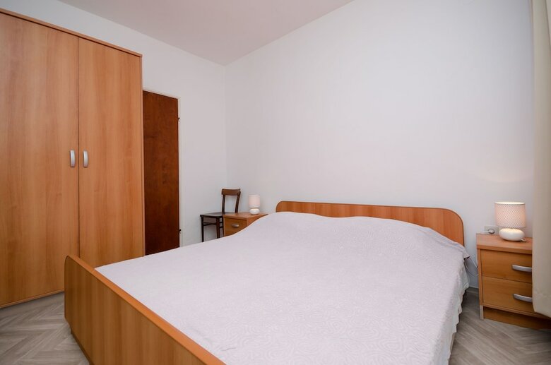 Hostal Rooms Marica