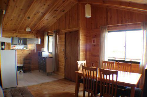 Caba�as Ruta Del Lago