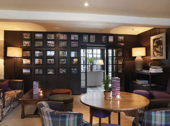 Hotel The Bear Of Rodborough