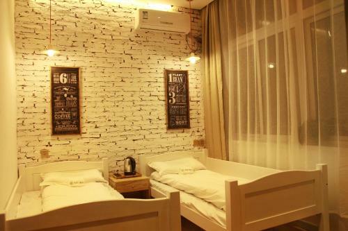 Dandong Bless House International Youth Hostel