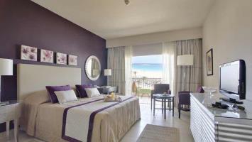 Hotel Jaz Almaza Beach