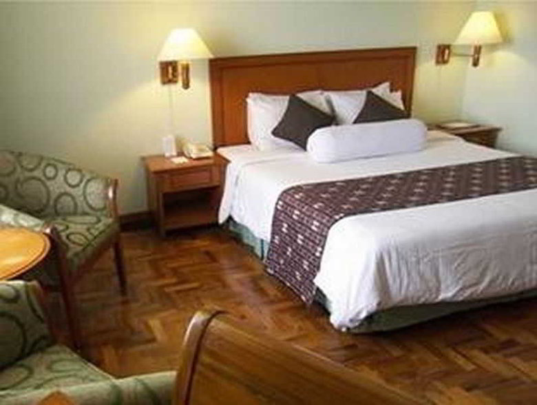 The Sunan Hotel Solo