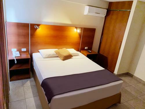 Hotel Palmira Inn