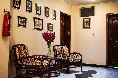 Hotel Makroz