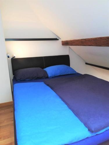 Apartamento Attic Karlov?ka