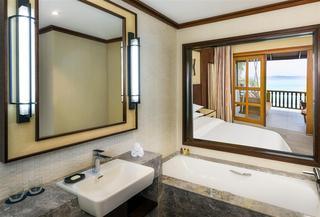 Hotel Sheraton Maldives Full Moon Resort