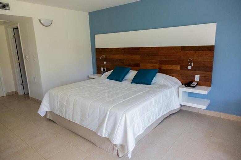 Hotel Viva Wyndham Fortuna Beach