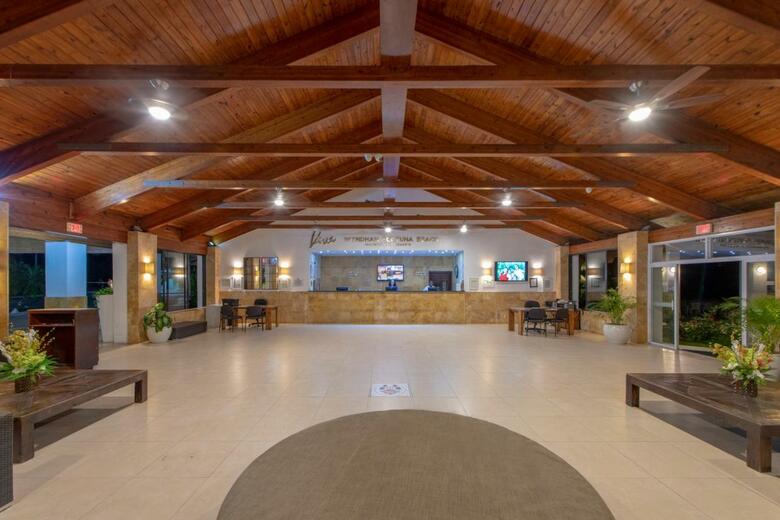 Hotel Viva Wyndham Fortuna Beach